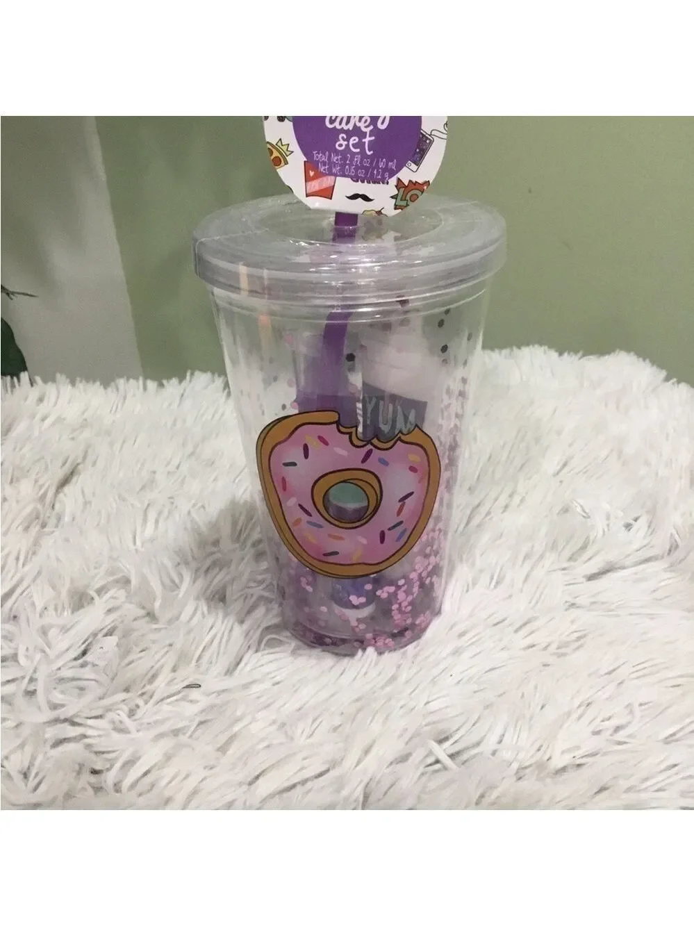 DONUT Body care set in a mug with a straw